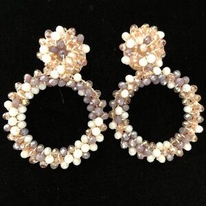 BNWT fashion statement hoop earrings